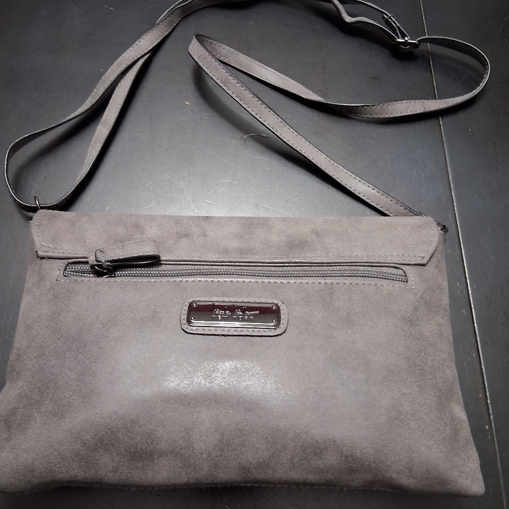 Nicole Miller Sage Green Crossbody Bag   10"×7"